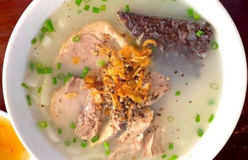 Về Trà Vinh thưởng thức bánh canh Bến Có ngon nức tiếng