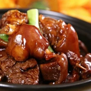 Cách làm chân giò kho củ cải đưa cơm ngày giá rét