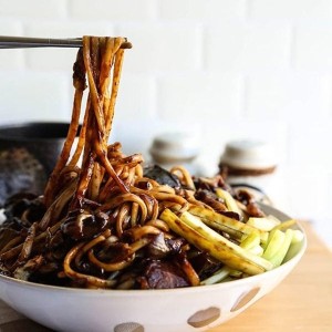 Bí quyết làm món mì tương đen Hàn Quốc tại nhà