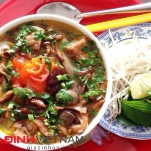 Cách nấu phở gà chay Miền Tây ngon, ngọt