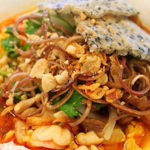 Cách nấu mì Quảng tôm thịt tại nhà thơm ngon, đơn giản nhất