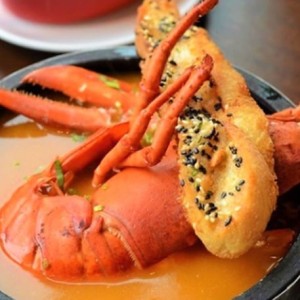 Cách làm súp kem tôm hùm Bisque của đầu bếp Pháp