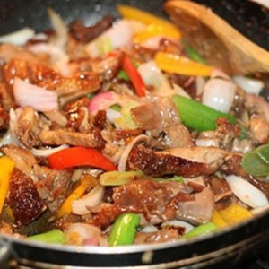 Cách làm vịt xào cay đánh thức vị giác cho cả gia đình